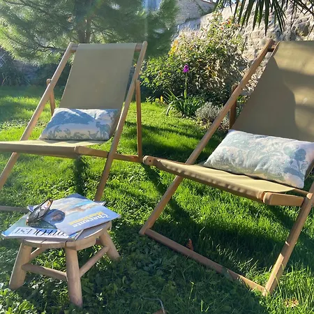 度假居 Les Pierres Salees, Family *