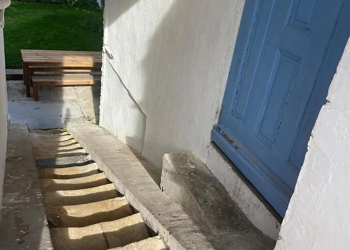 Les Pierres Salees, Family * Le Château-dʼOléron